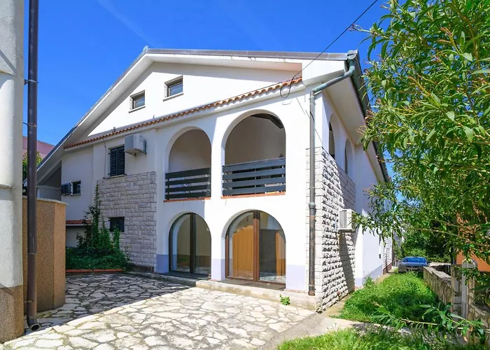 Apartment Premantura 2228a
