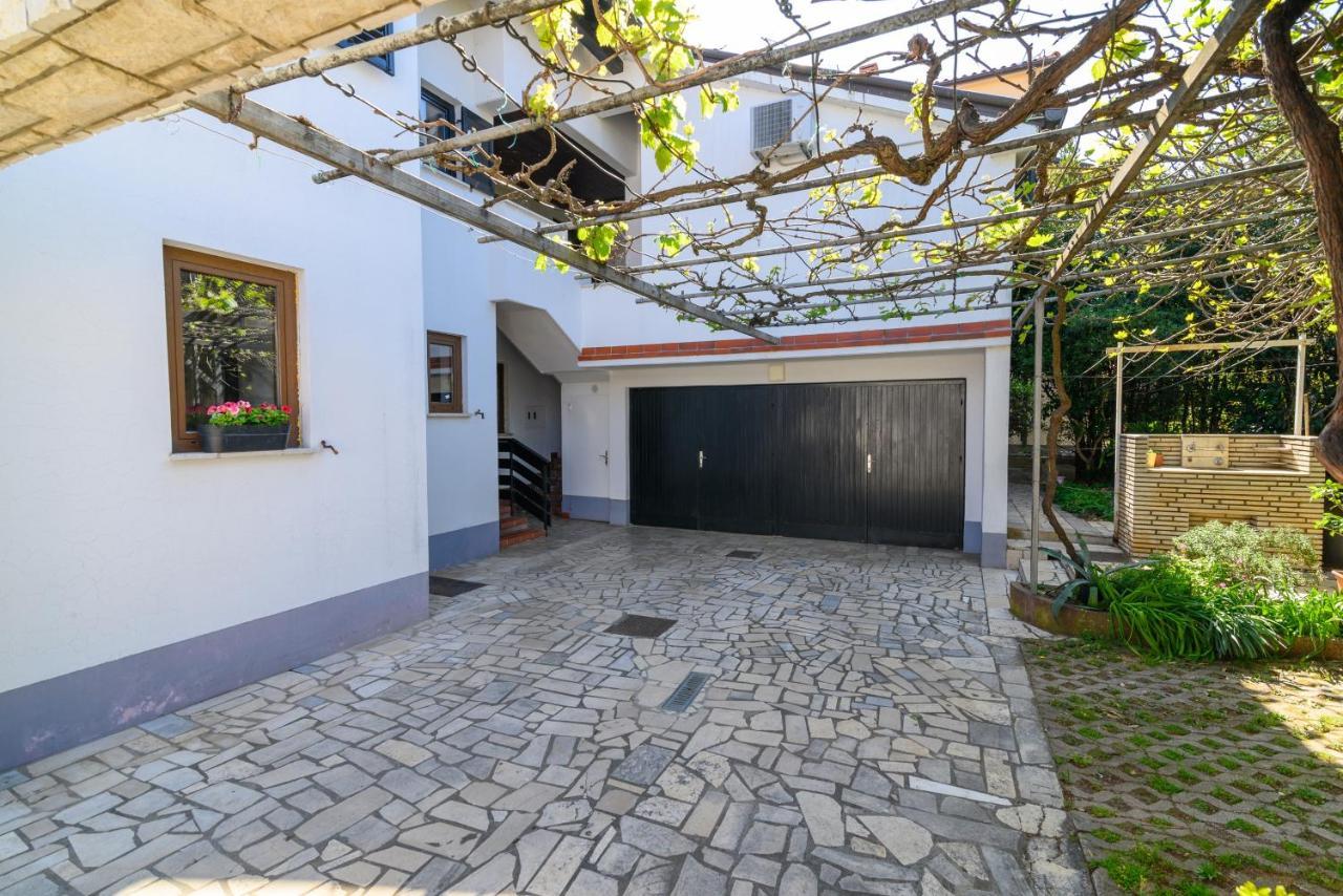 Apartment 2228a